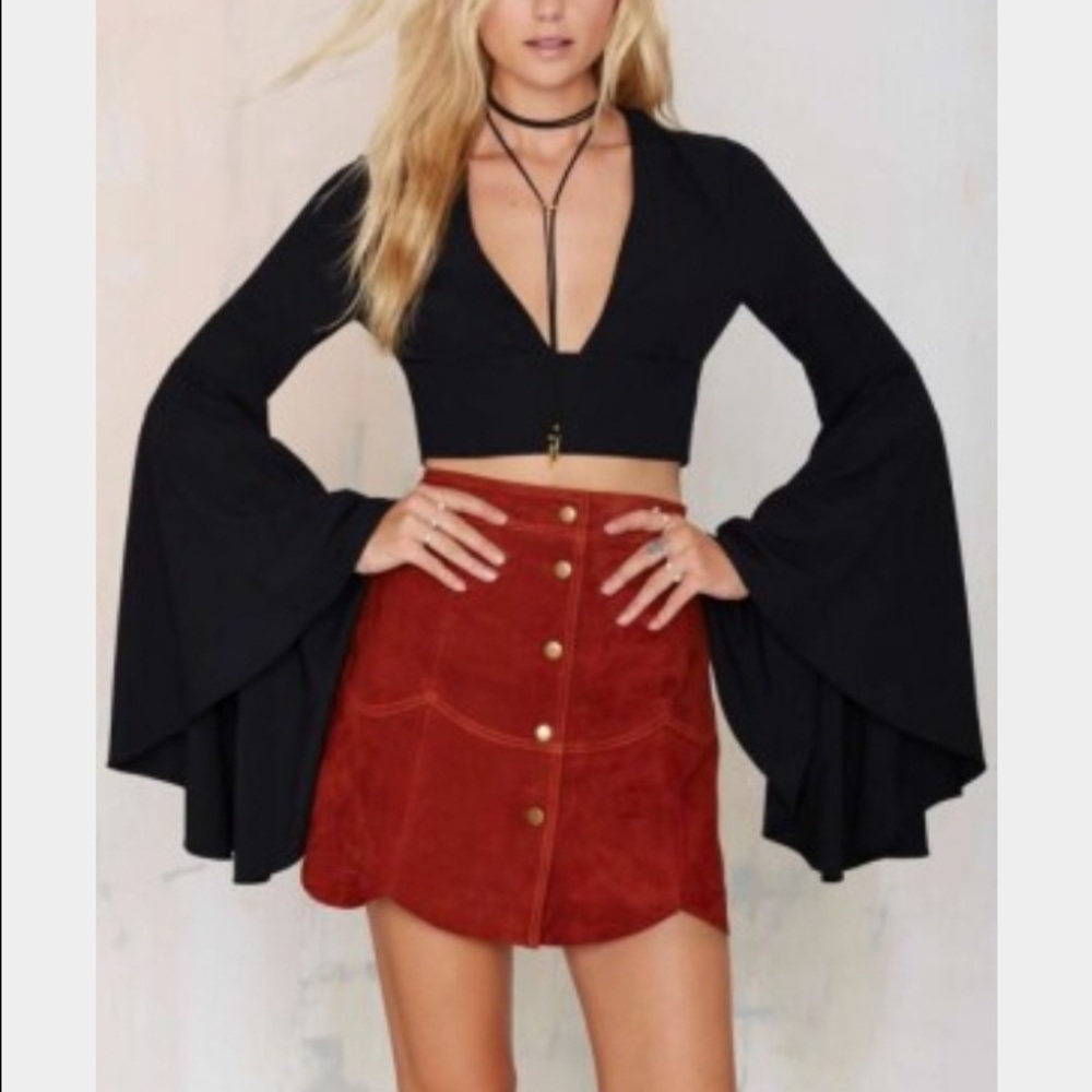 Black crop top